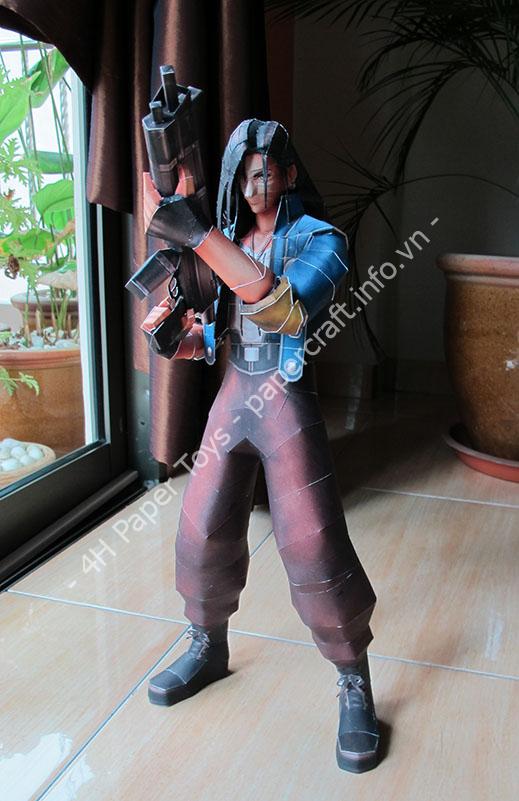 Mô hình giấy Final Fantasy VIII: Laguna Loire Paper Model - ảnh 2 - đồ chơi giấy thủ công PaperCraft VN