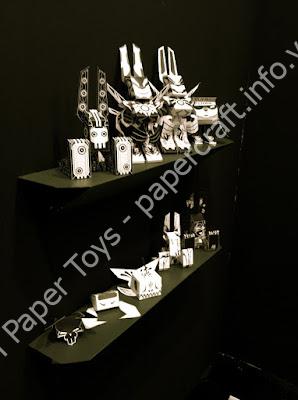 Mô hình giấy Style Needs No Color – Art Fair at Bloom Cologne 2010 - đồ chơi giấy thủ công PaperCraft VN