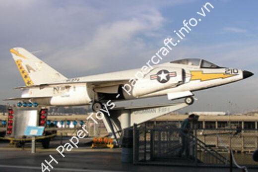 Mô hình giấy Grumman F11F-1 Tiger – VF-33 Astronauts (Short nose) U.S. Navy, U.S.S. Intrepid - đồ chơi giấy thủ công PaperCraft VN