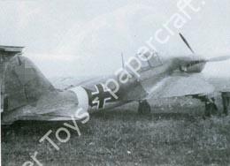Mô hình giấy Il-2 Sturmovik – Il-2, Luftwaffe Captured plane, 1942 - đồ chơi giấy thủ công PaperCraft VN