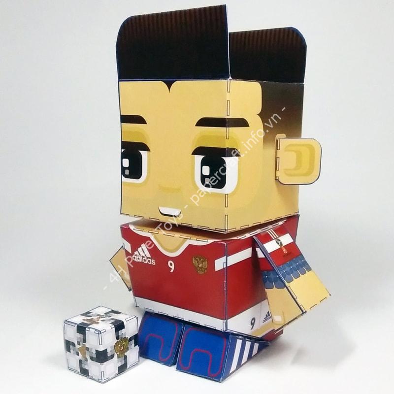 Fyodor Smolov (Russia) - FIFA World Cup 2018 Box Head Papercraft Toy