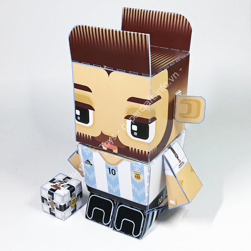 Lionel Messi (Argentina) - FIFA World Cup 2018 Box Head Papercraft Toy