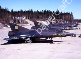 Mô hình giấy Saab Draken – J35A Swedish Air Force, F16 squadron early version - đồ chơi giấy thủ công PaperCraft VN